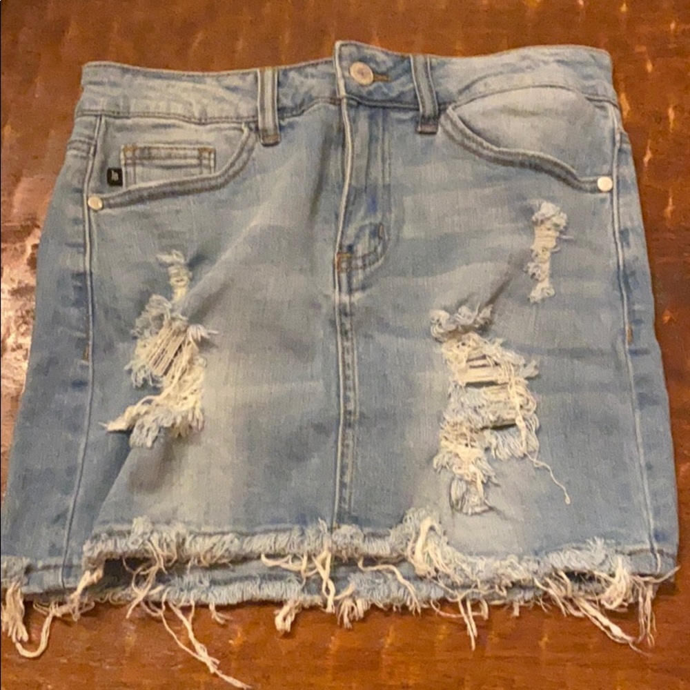 jean mini skirt!!
